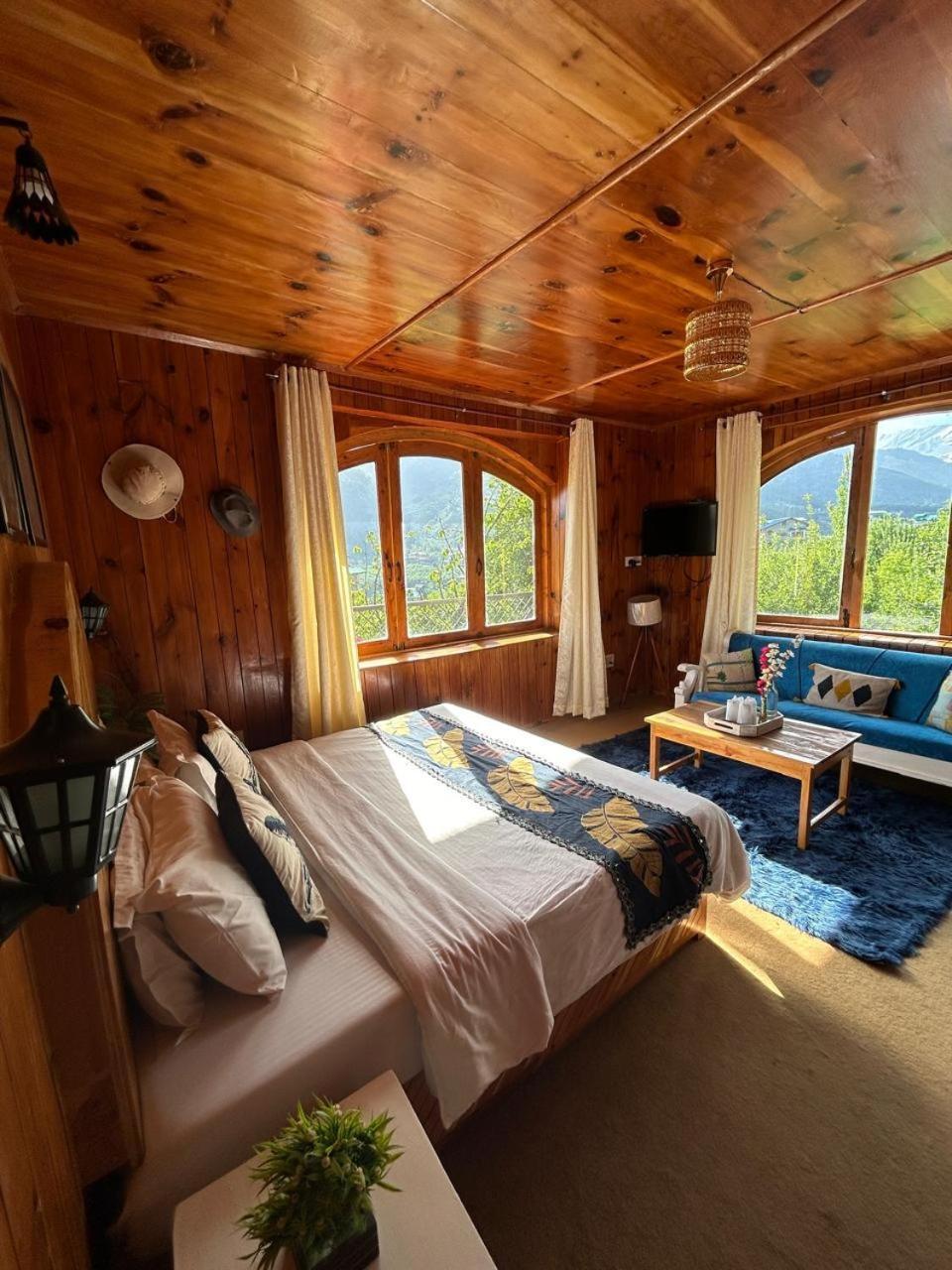 The Woodshed Villa Manāli Buitenkant foto